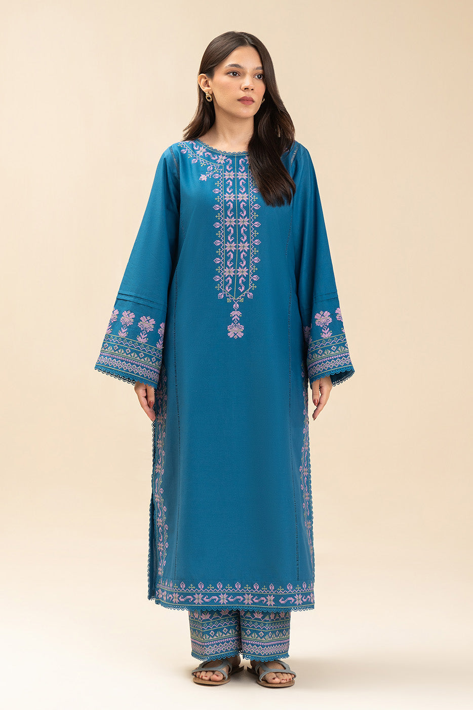 2 PICE EMBROIDERED LAWN SUIT-MARINE CHARM (UNSTITCHED)