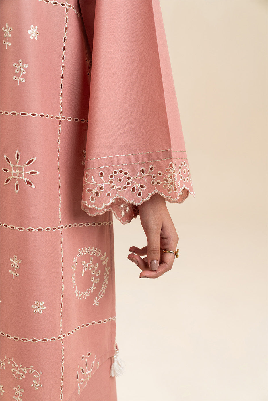 TAILORED EDIT/STITCHED SUIT