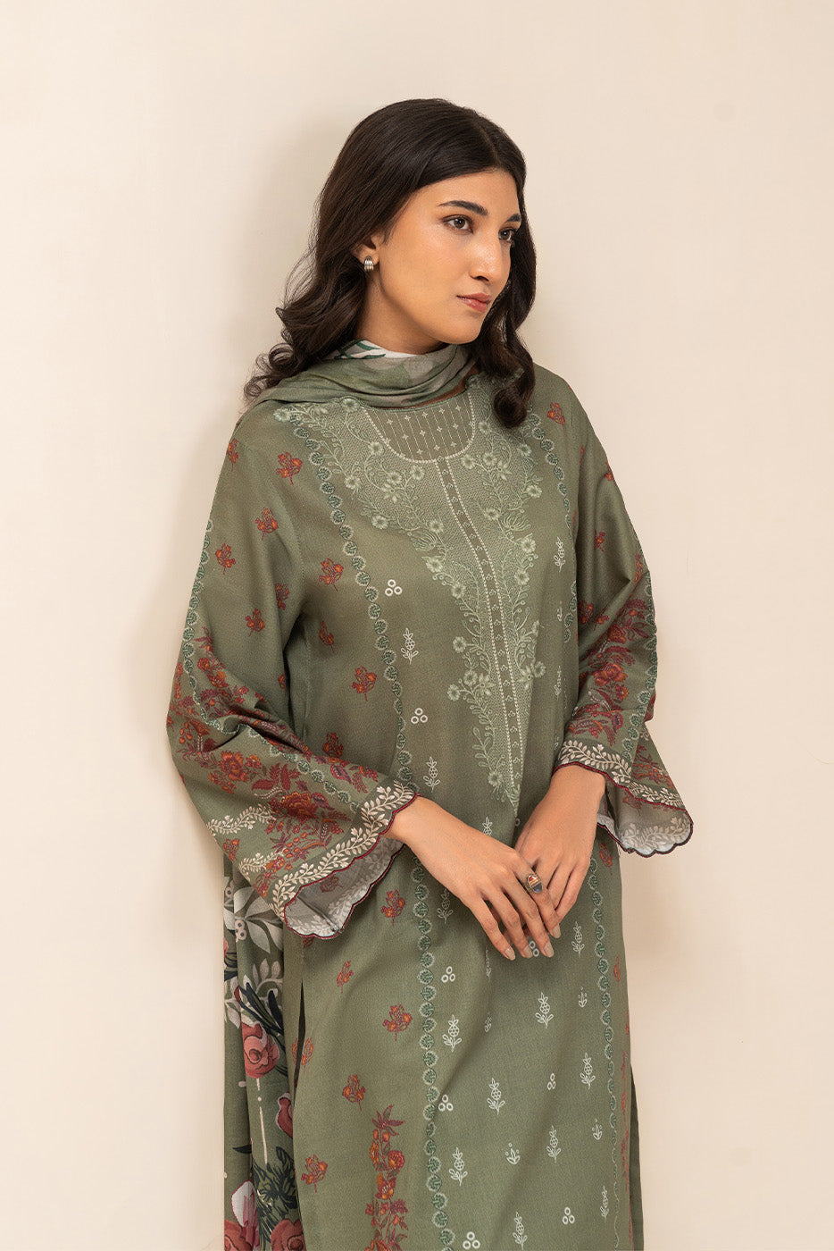 https://cdn.shopify.com/s/files/1/0488/9201/8848/files/BT12603UN004796_1.jpg?v=1780640634