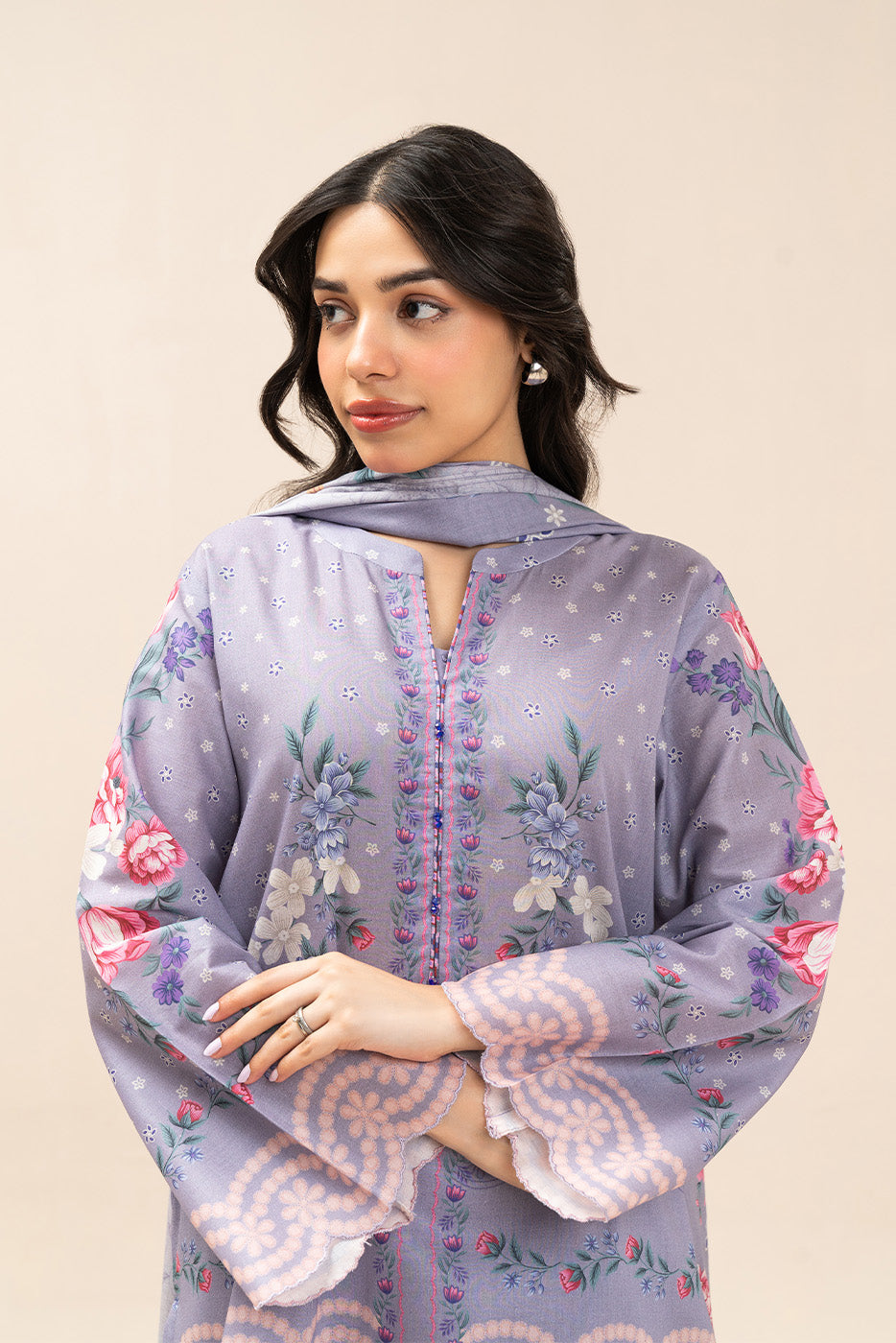 https://cdn.shopify.com/s/files/1/0488/9201/8848/files/BT12603UN004798_1.jpg?v=1779363629