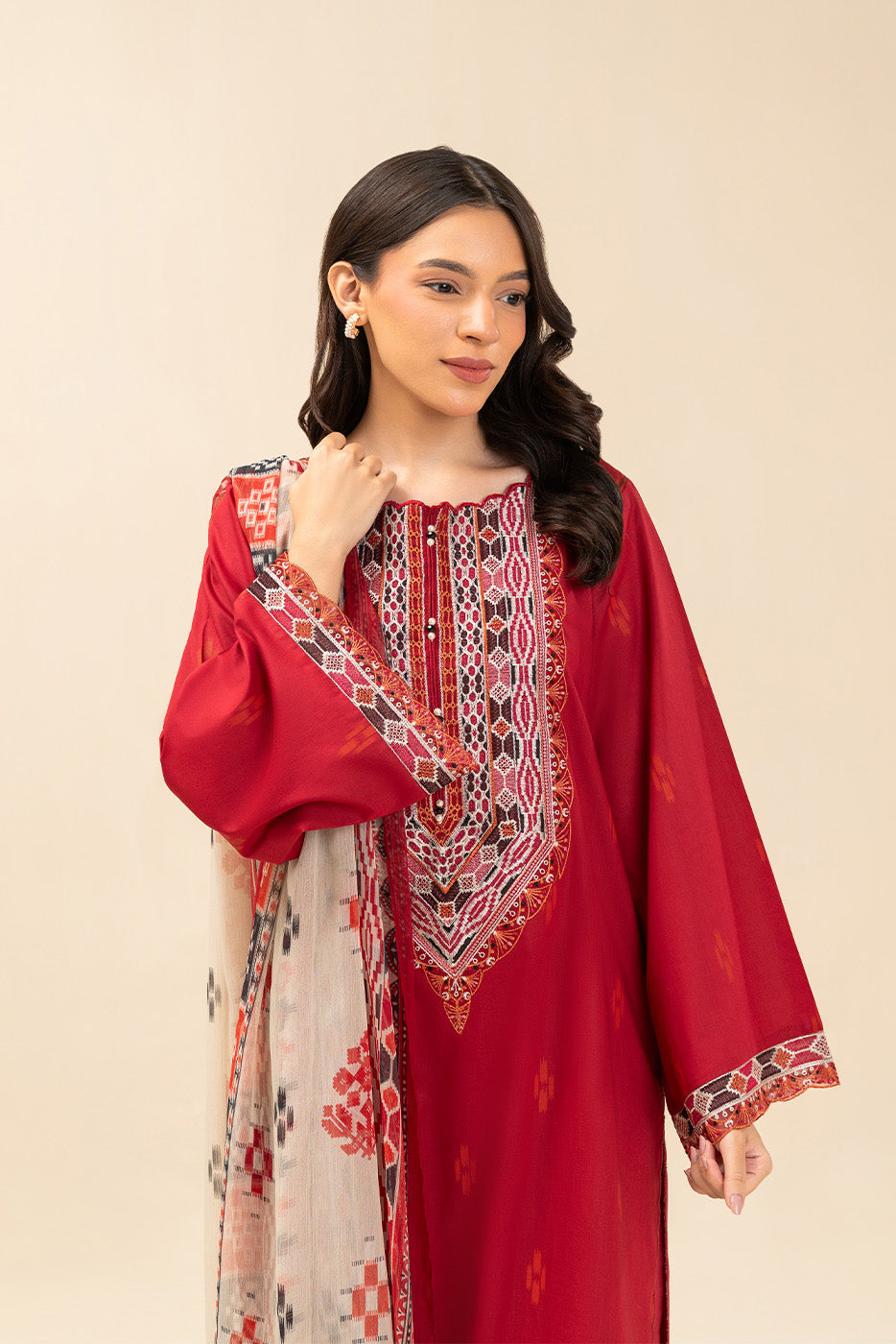 3 PIECE EMBROIDERED LAWN SUIT-IMPERIAL CRIMSON (UNSTITCHED)