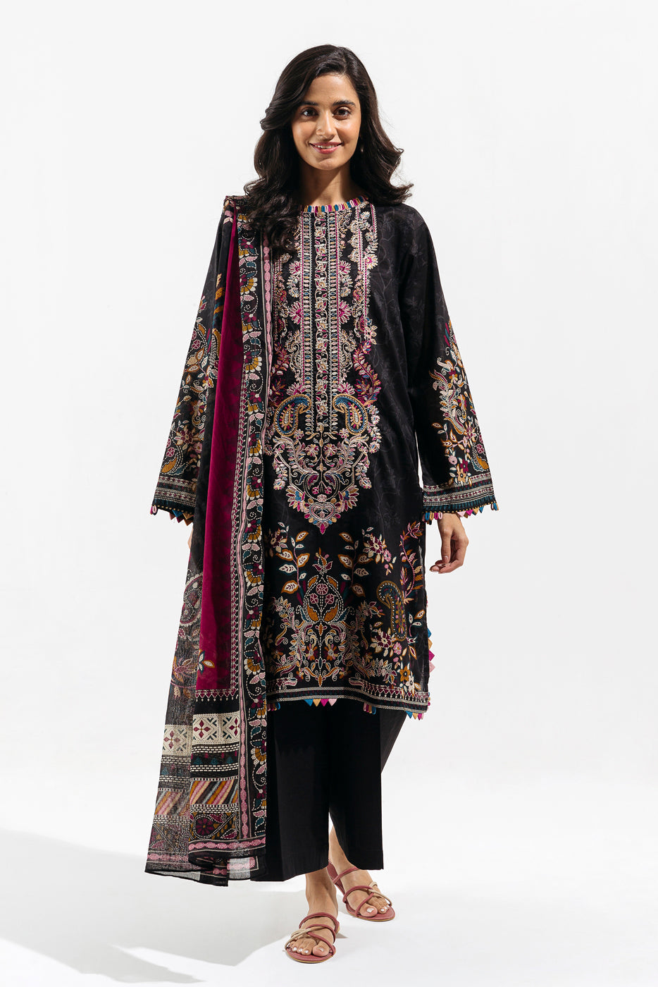 3 Piece - Embroidered Lawn Suit - Onyx Bay (Unstitched)