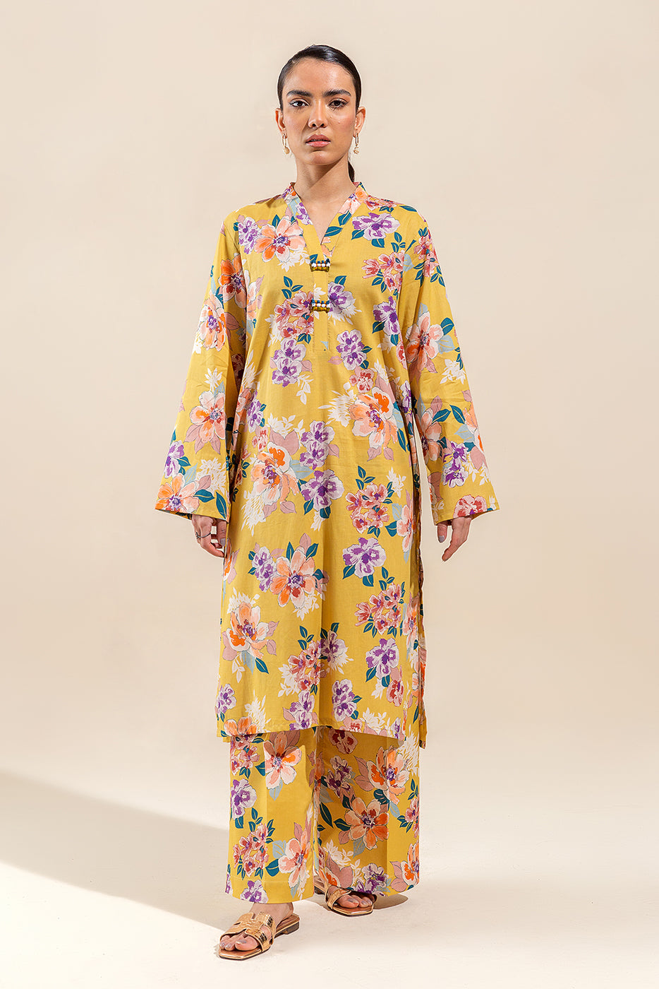 Plain chiffon dupatta with trimmings