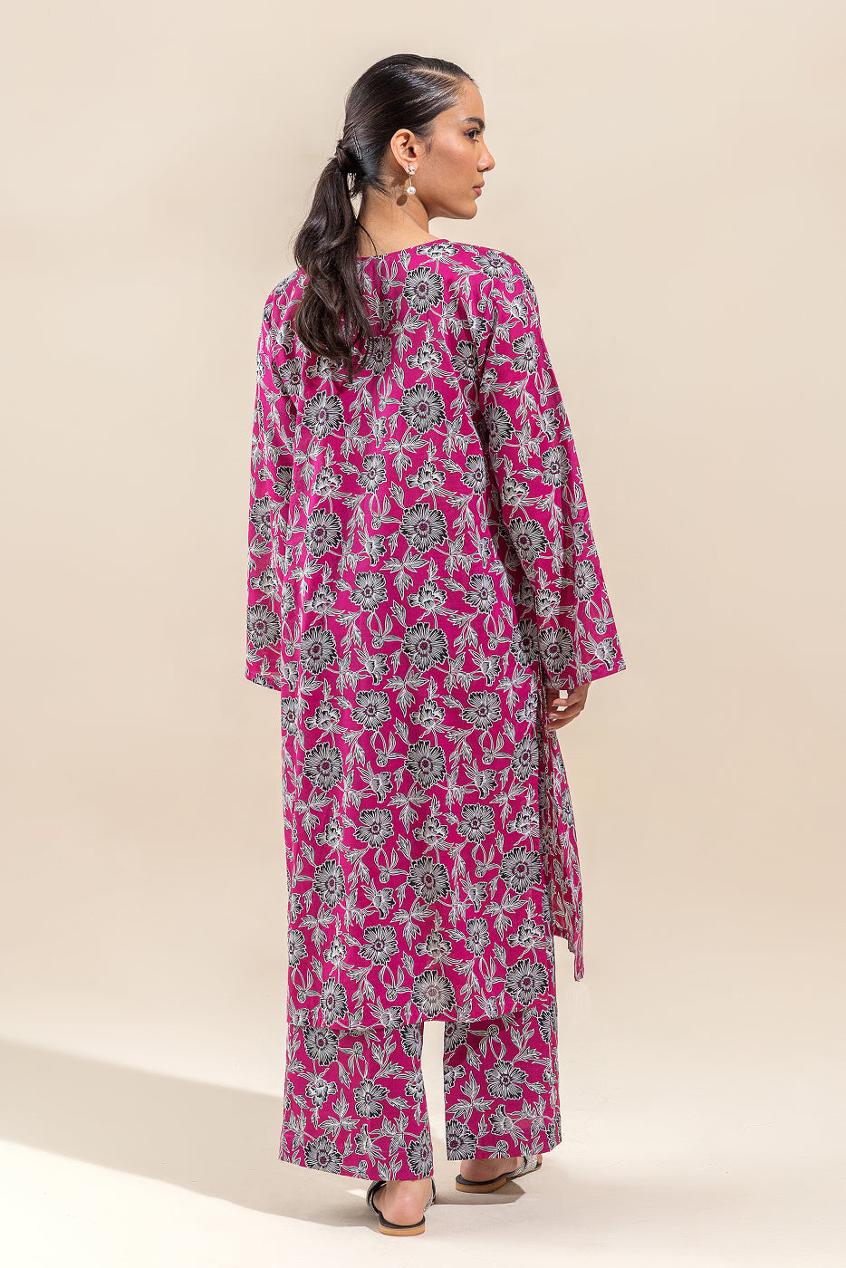 Embellished pants ( as shown)