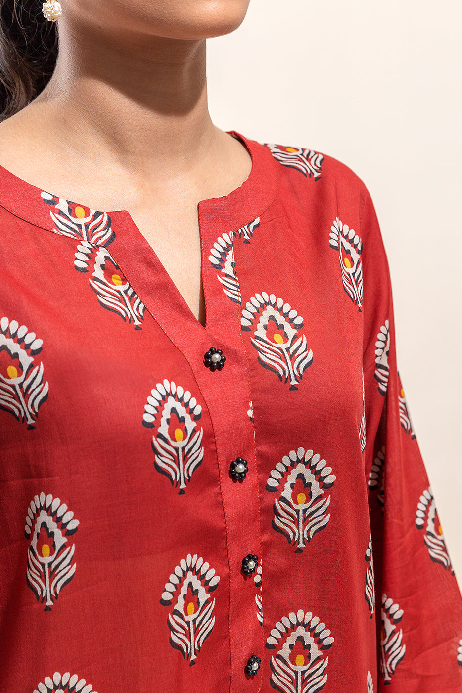 Embroidered Chiffon dupatta with trimmings