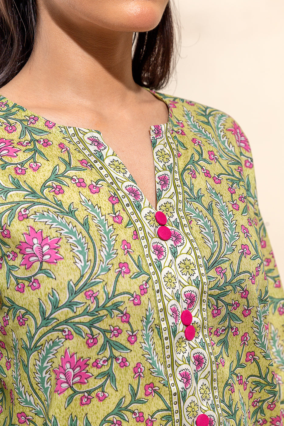 Plain organza dupatta with trimmings
