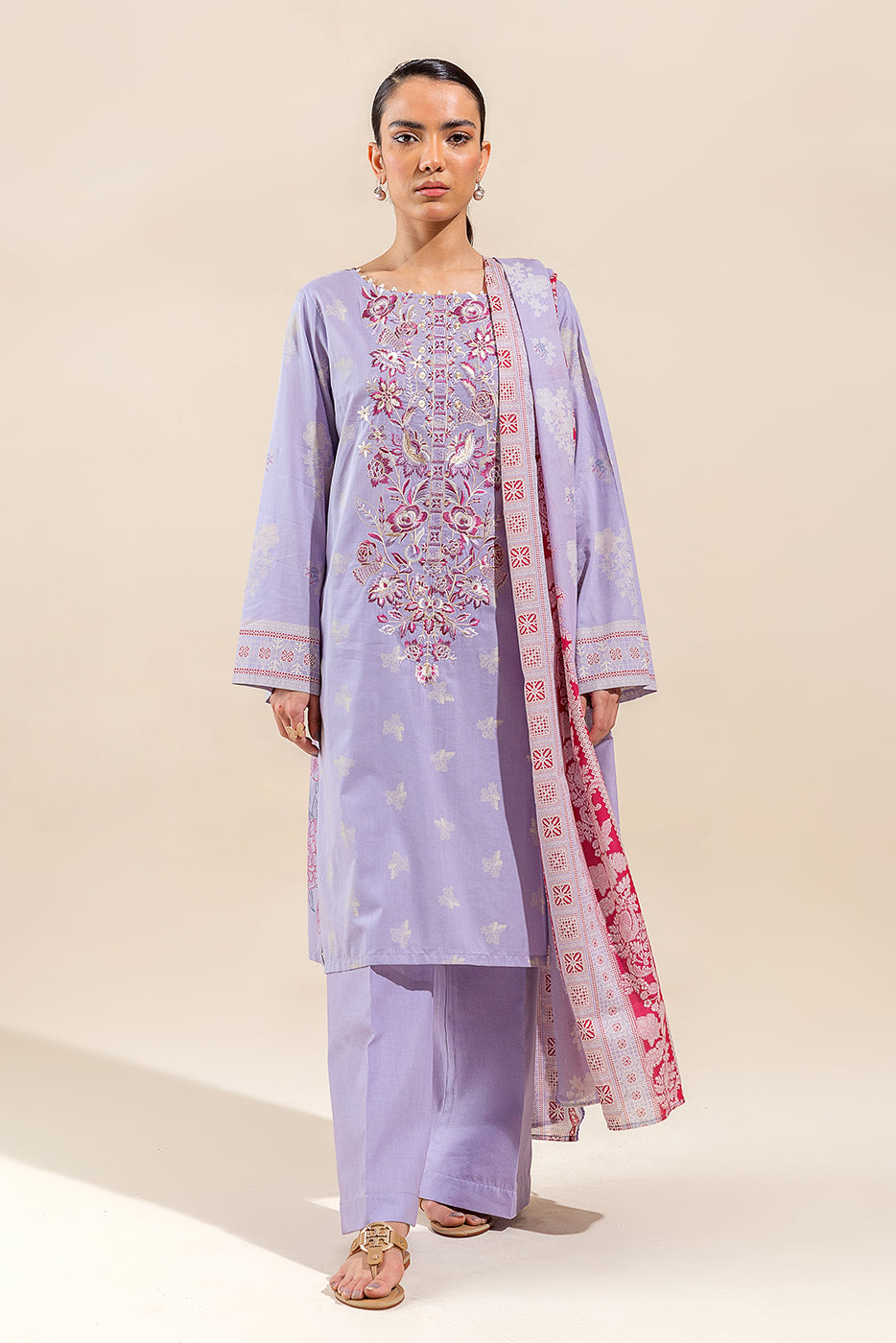 Ruffled organza dupatta ( as shown)