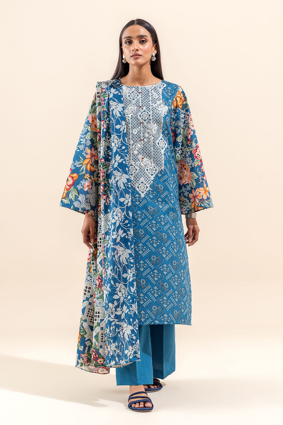 3 Piece Embroidered Lawn Suit-Cerulean Affair (Unstitched)
