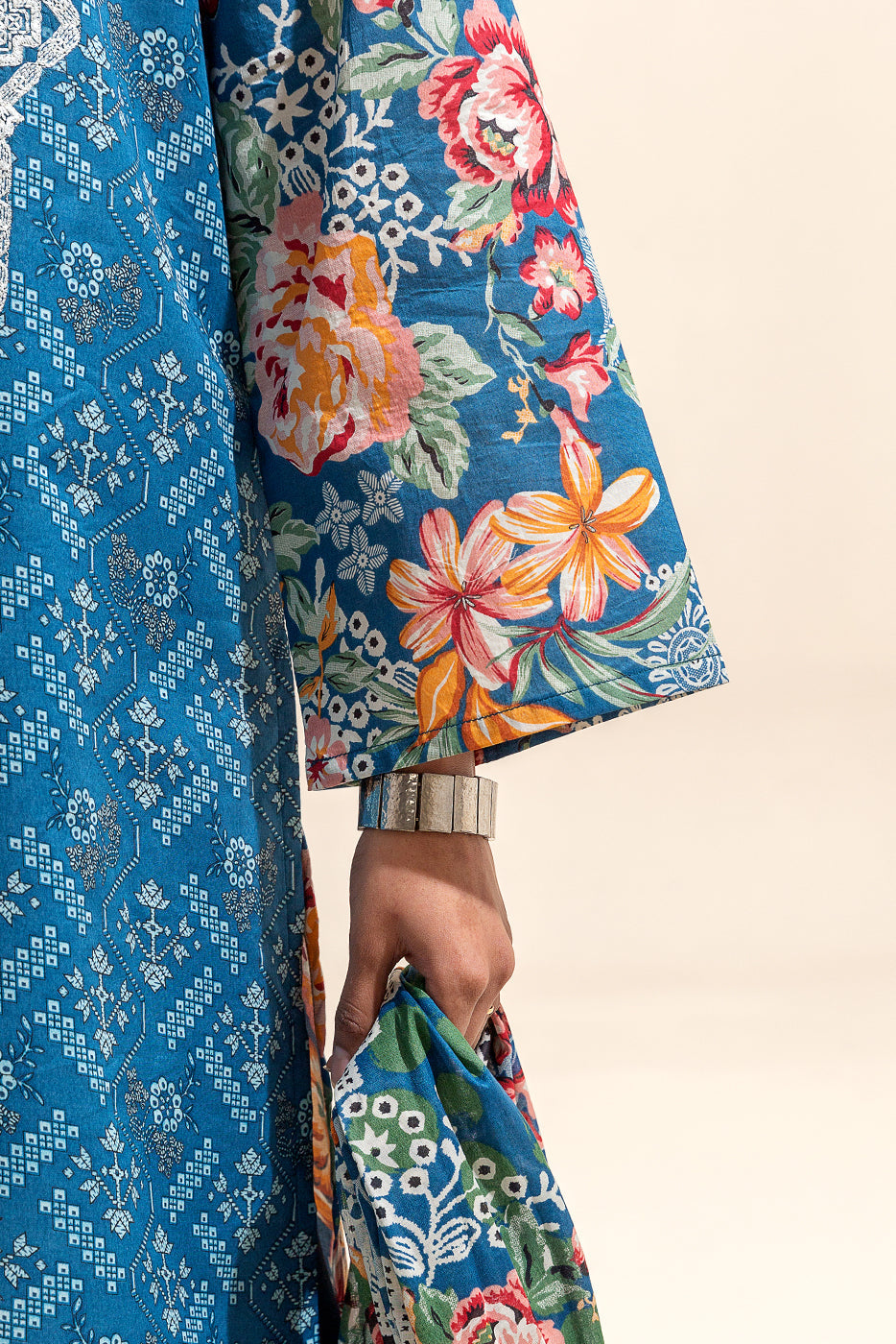3 Piece Embroidered Lawn Suit-Cerulean Affair (Unstitched)