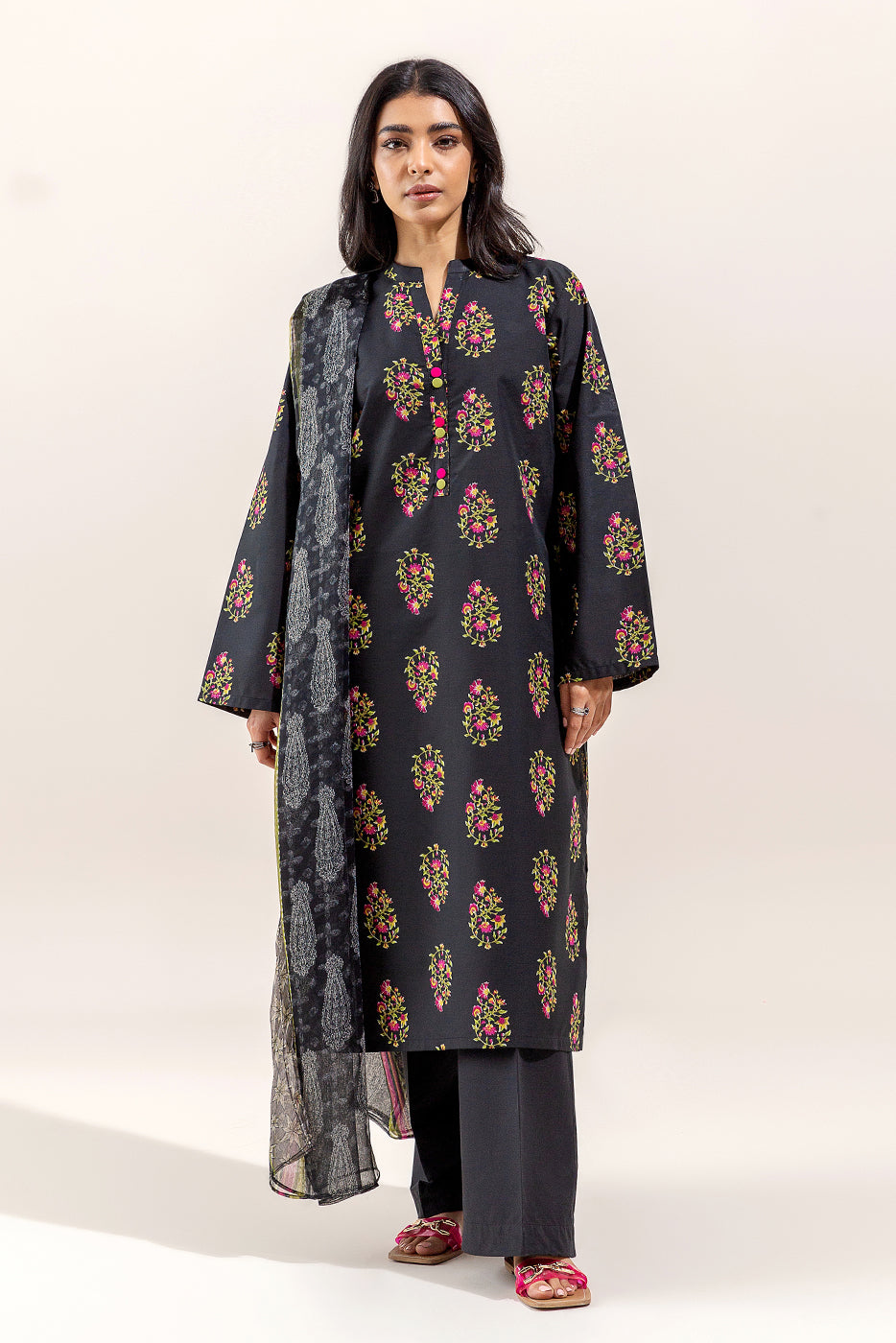 3 Piece Printed Lawn Suit-Charcoal Hues (Unstitched)