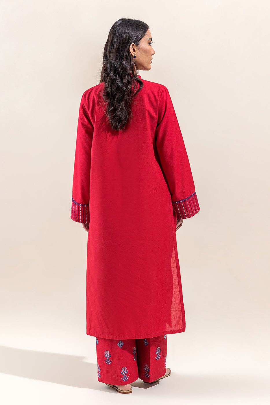 Embellished organza dupatta (as Shown)