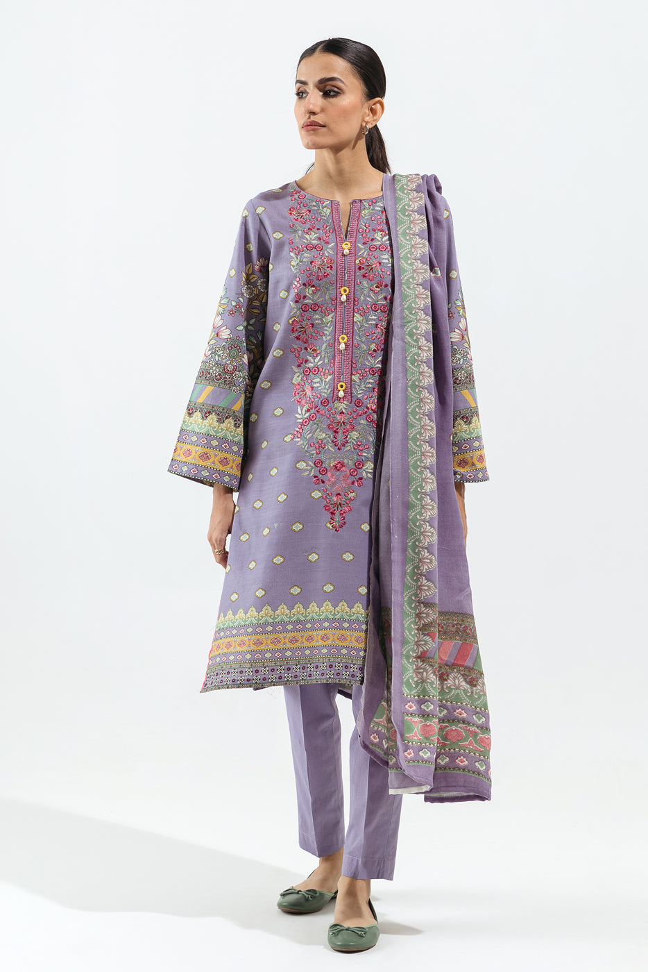 3 Piece - Embroidered Khaddar Suit - Mauve Hint