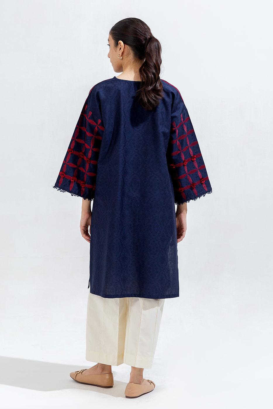 Embroidered Cambric Jacquard Shirt (Pret)