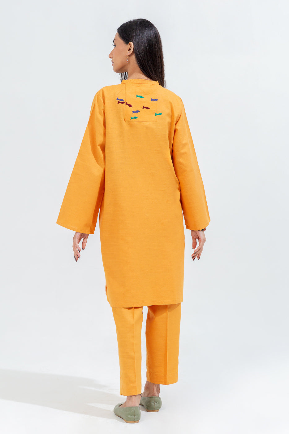 2 Piece Embroidered Khaddar Suit (Pret)