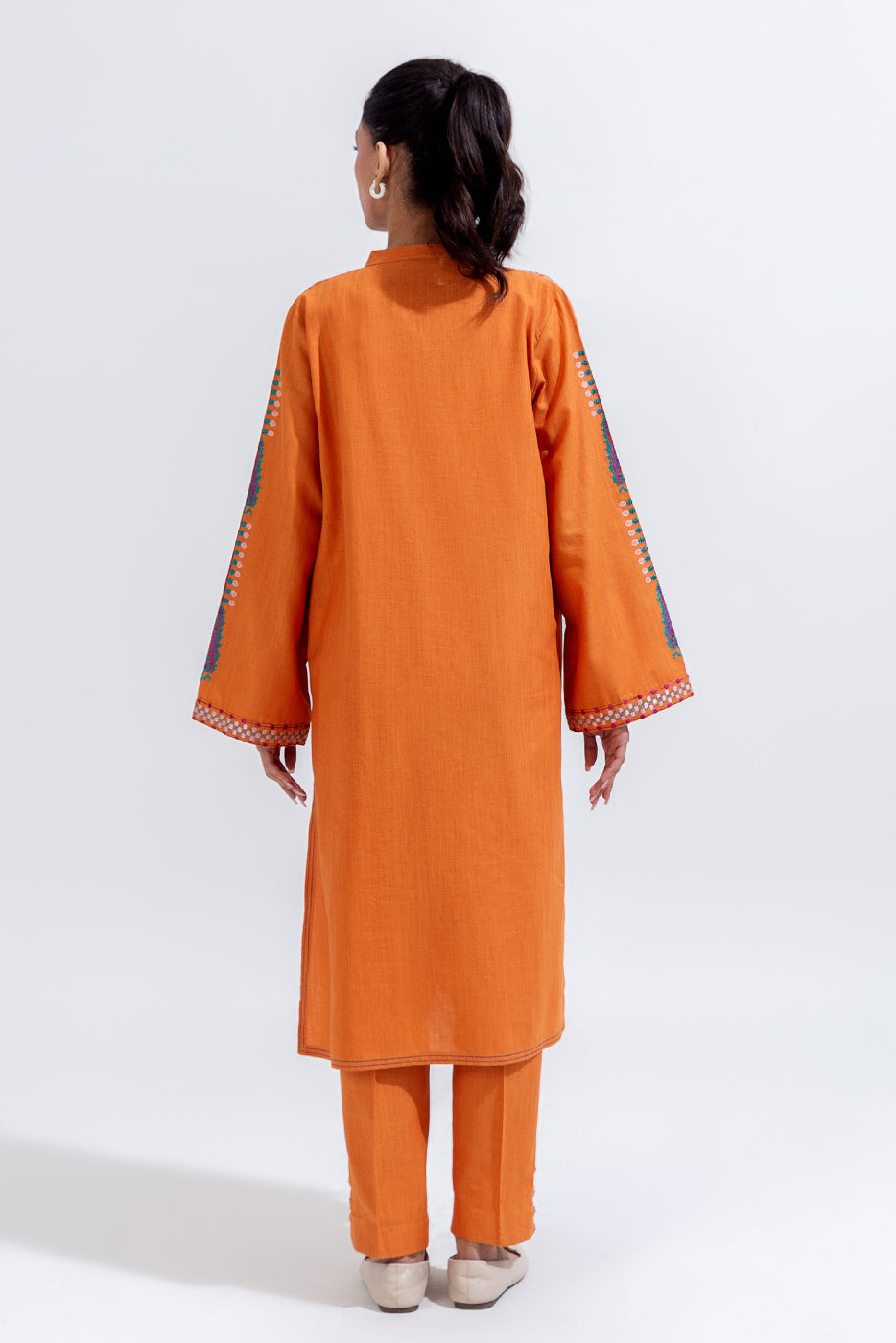2 Piece Embroidered Khaddar Suit (Pret)