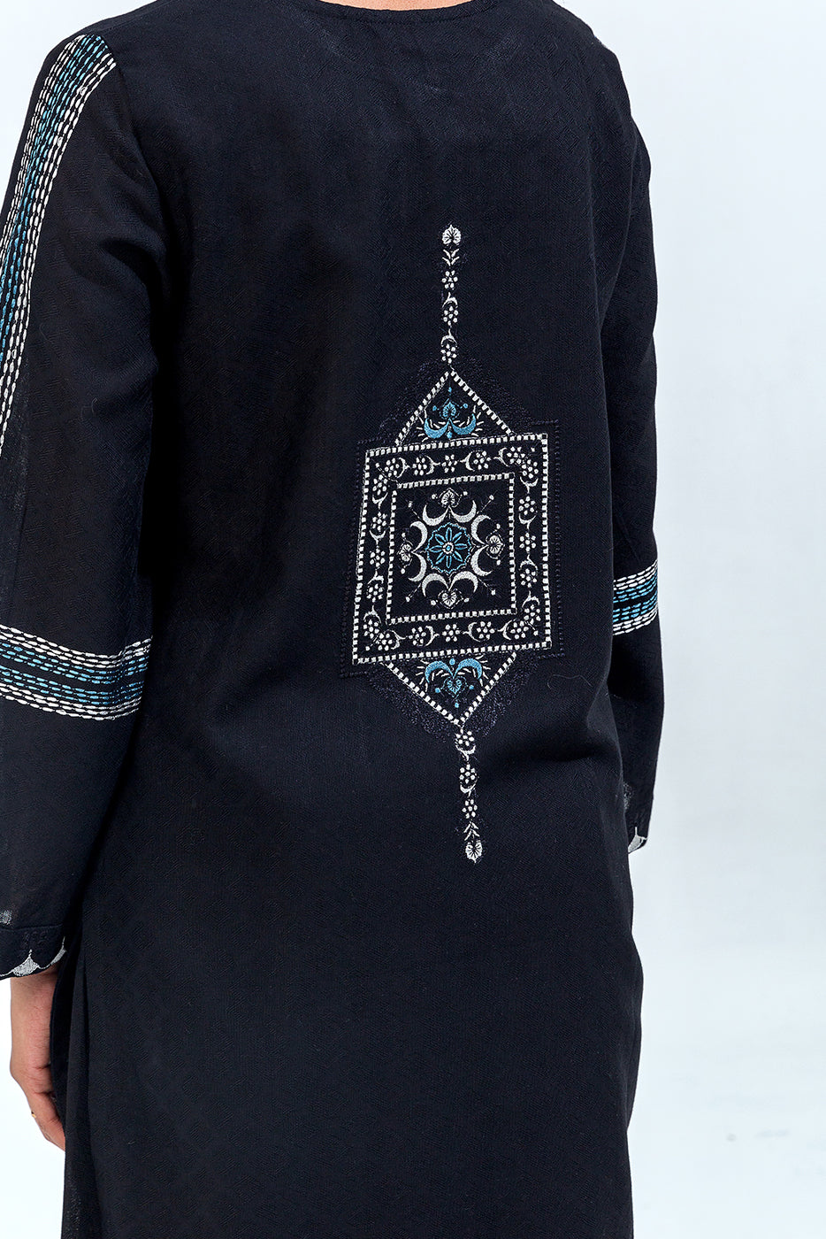 2 Piece Embroidered Khaddar Jacquard Suit (Pret)