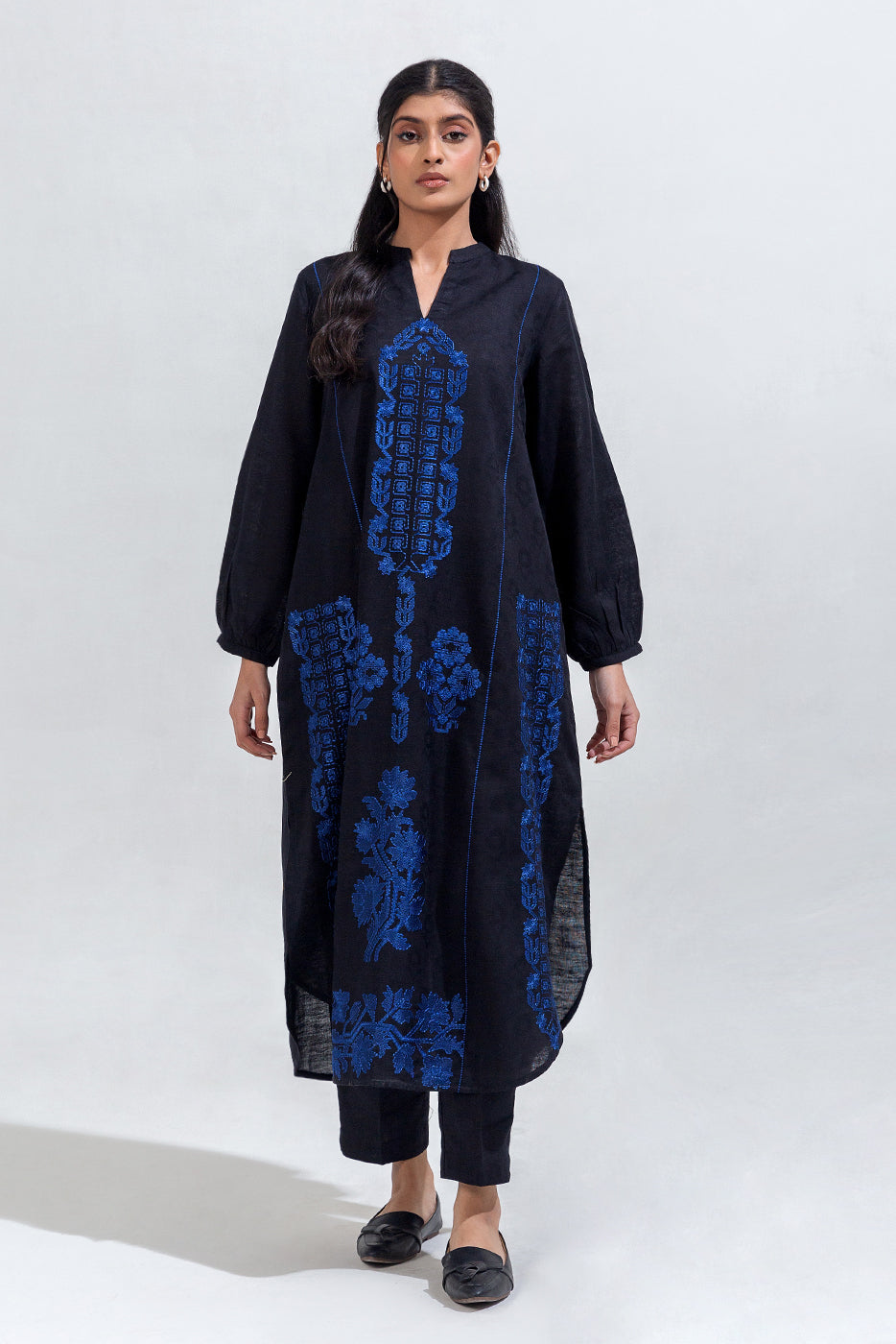 2 Piece Embroidered Khaddar Jacquard Suit (Pret)