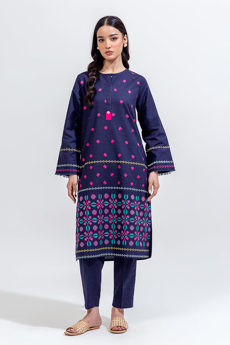 2 Piece Basic Khaddar Suit (Pret)