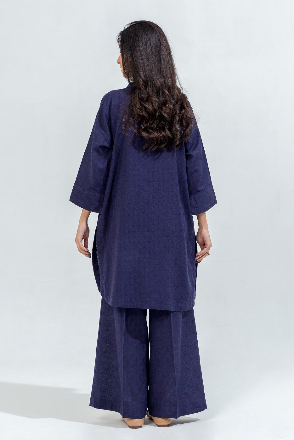 2 Piece Embroidered Khaddar Jacquard Suit (Pret)