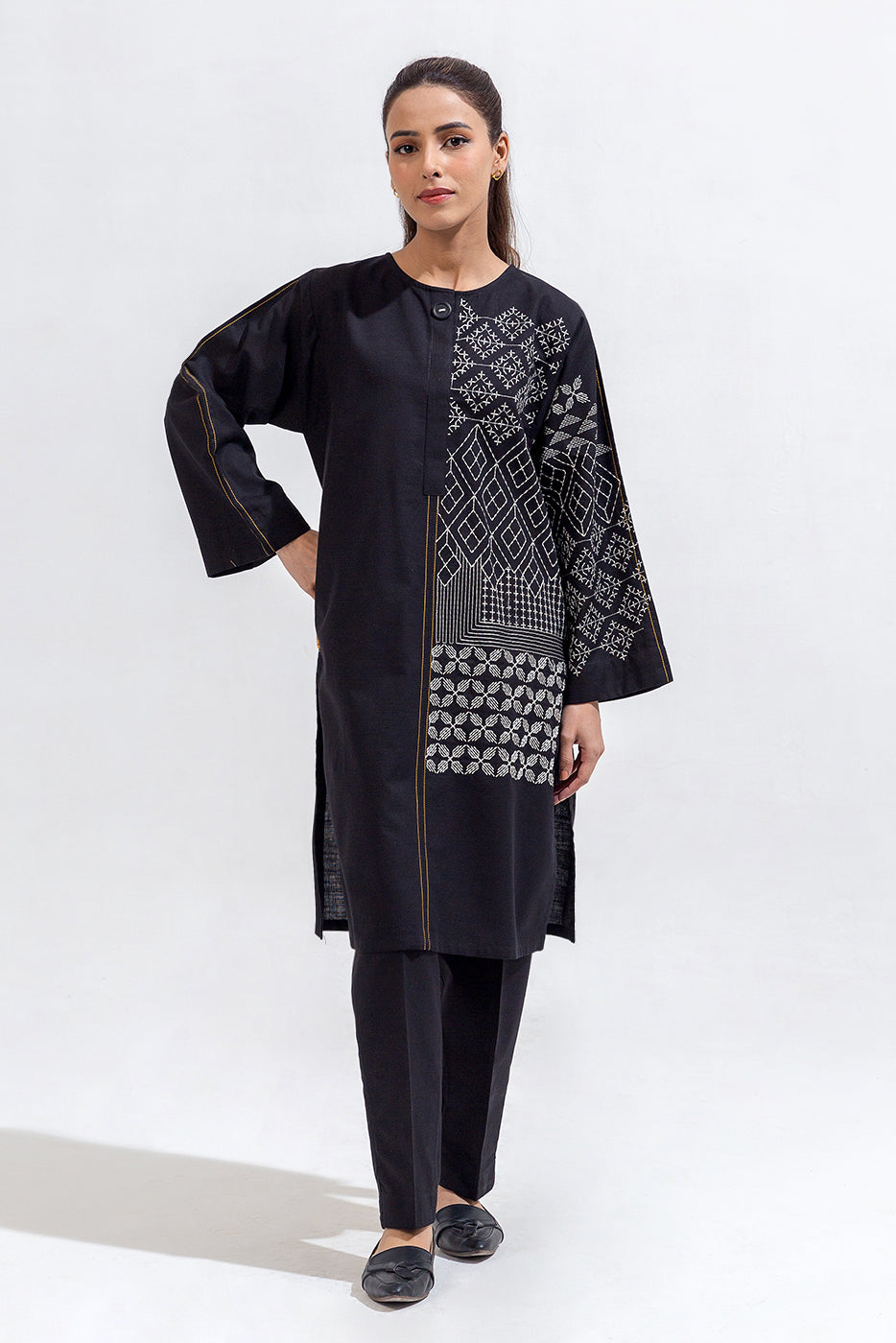 2 Piece Embroidered Khaddar Suit (Pret)