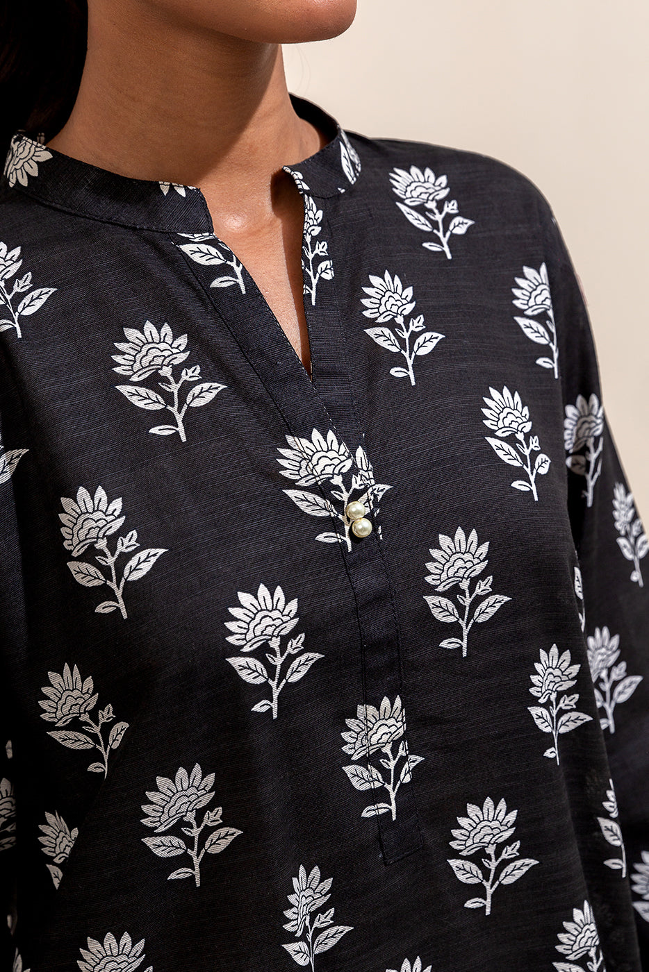2 Piece Printed Khaddar Suit-Sable Gloom (Unstitched)