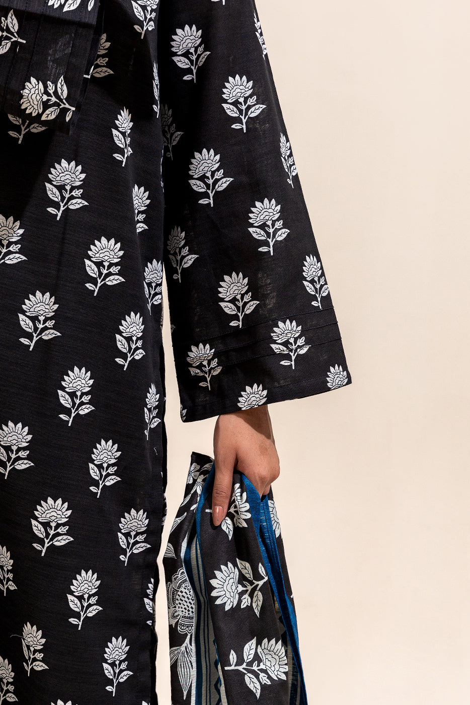 2 Piece Printed Khaddar Suit-Sable Gloom (Unstitched)