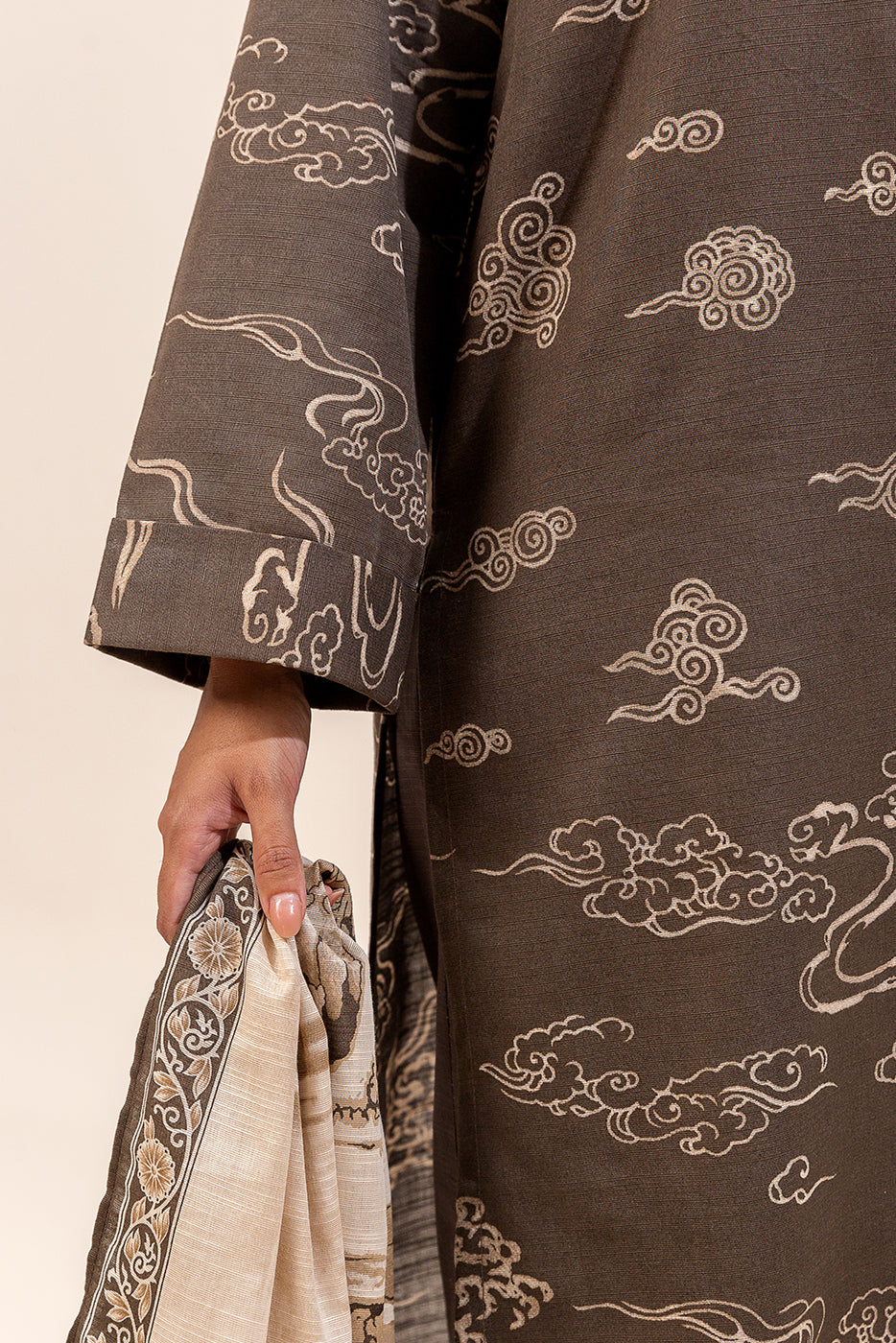 3 Piece Printed Khaddar Suit-Japanese Veil (Unstitched)