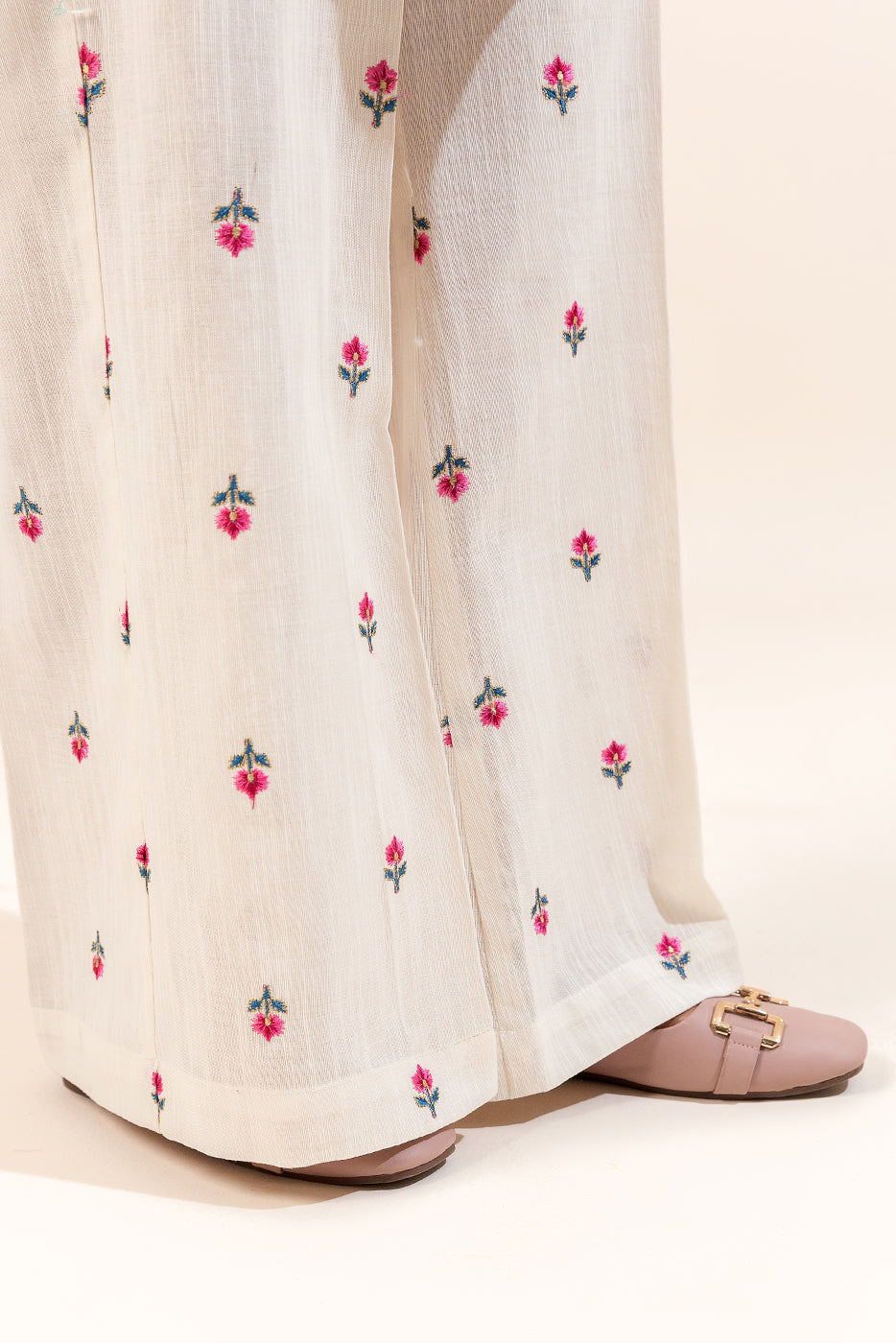 2 Piece Embroidered Khaddar Suit-Pristine Florid (Unstitched)
