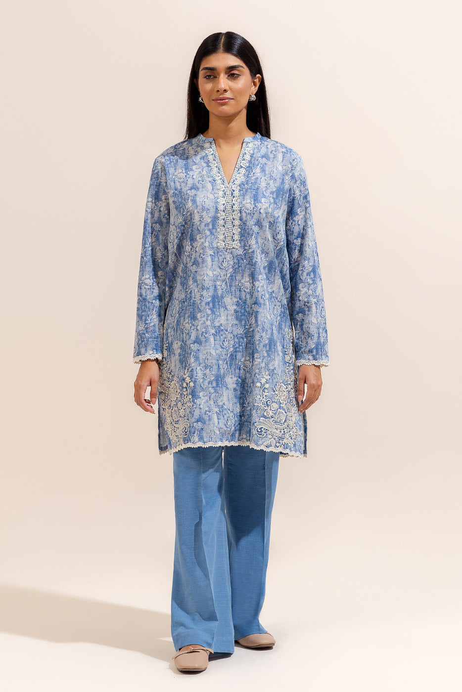 2 Piece Embroidered Khaddar Suit-Texture Twist (Unstitched)