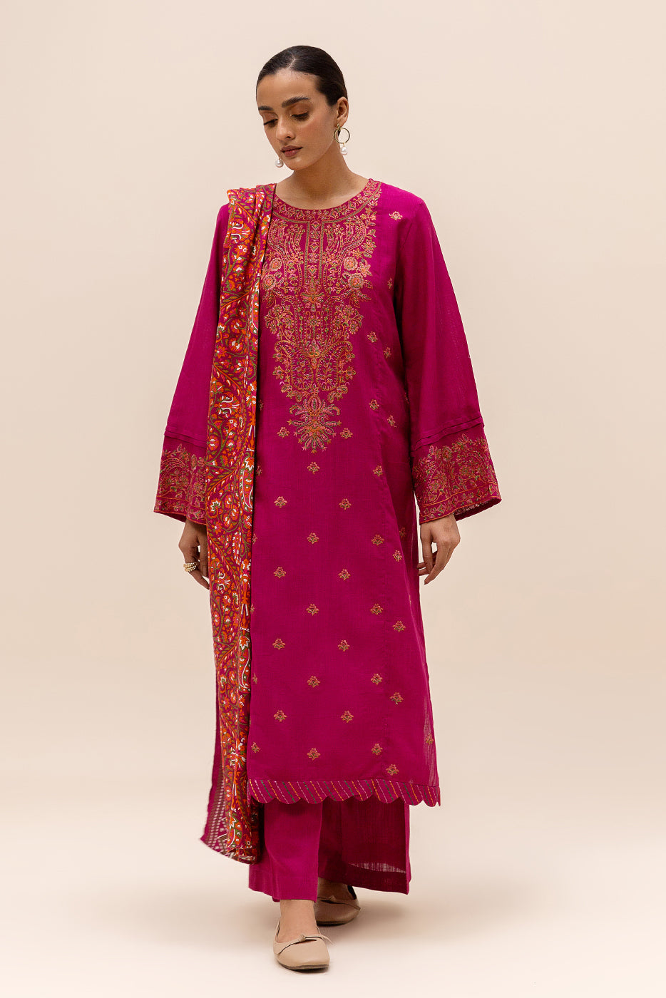 3 Piece Embroidered Khaddar Suit-Fuschia Haze (Unstitched)