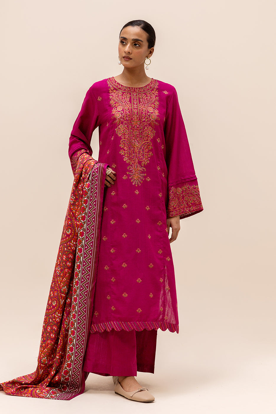 3 Piece Embroidered Khaddar Suit-Fuschia Haze (Unstitched)