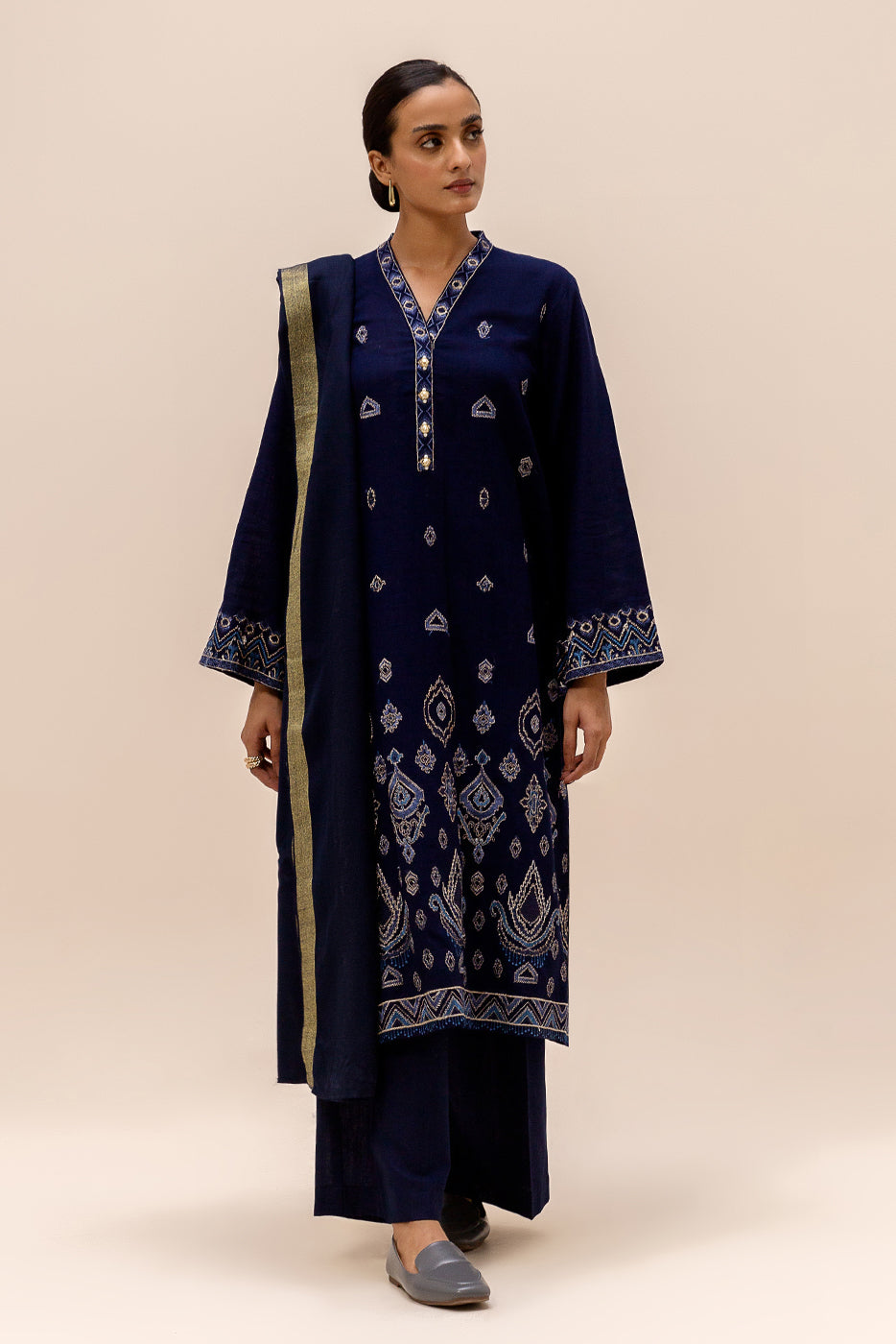 3 Piece Embroidered Khaddar Suit-Deep Shadow (Unstitched)