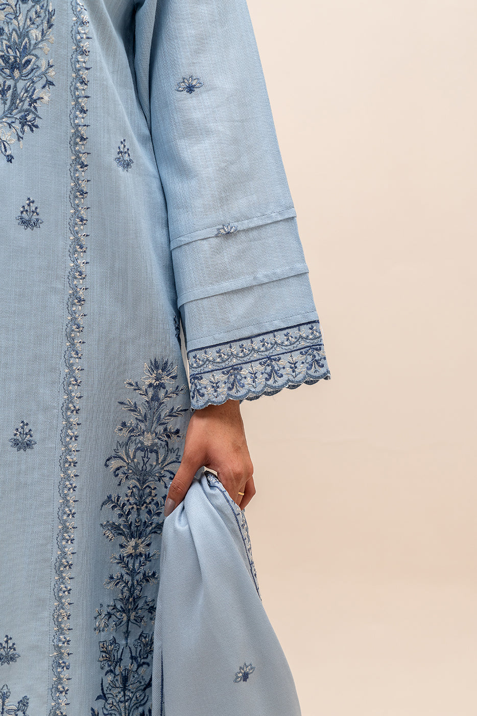3 Piece Embroidered Khaddar Suit-Grey Mist (Unstitched)
