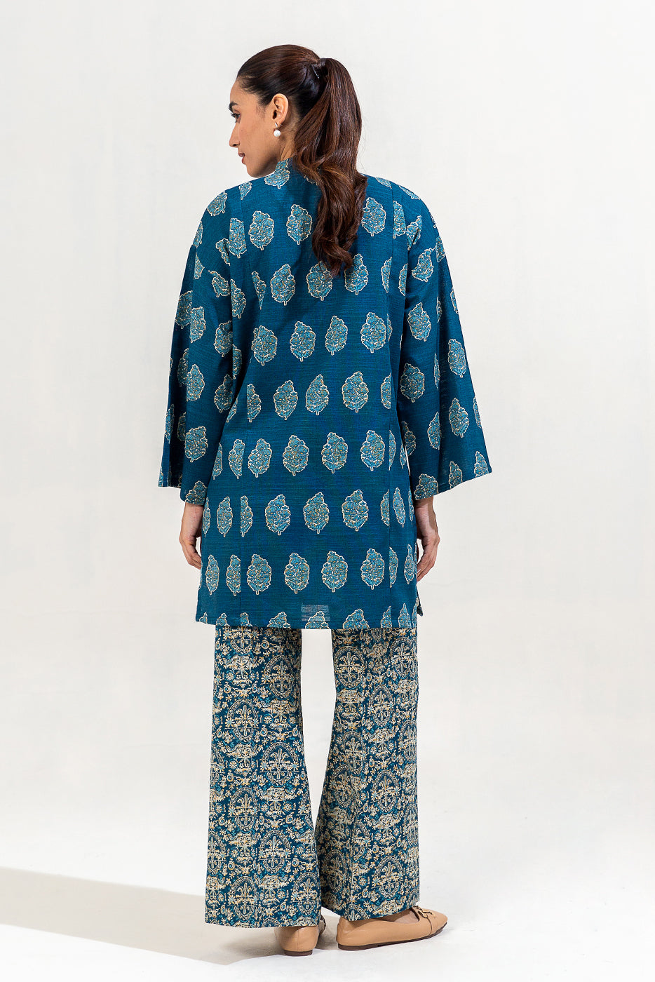 2 Piece Printed Khaddar Suit-Berry Tale (Unstitched)
