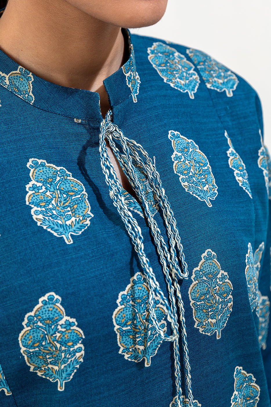 2 Piece Printed Khaddar Suit-Berry Tale (Unstitched)