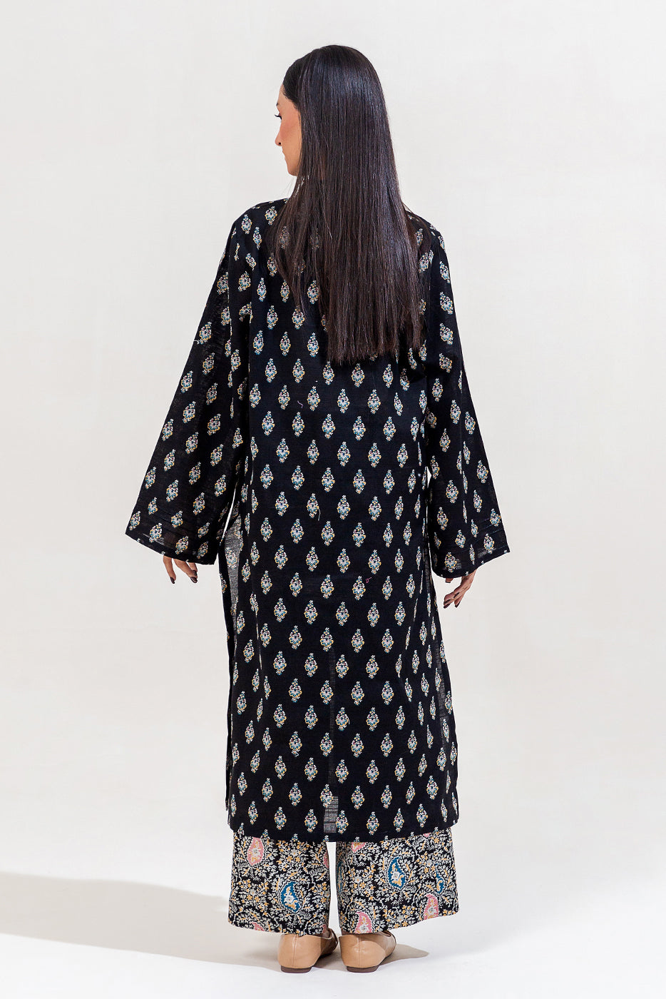 2 Piece Printed Khaddar Suit-Sable Serene (Unstitched)