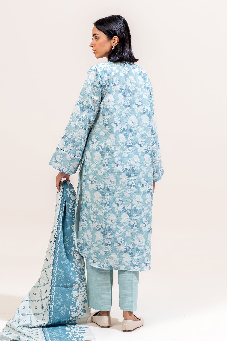 3 Piece Printed Khaddar Suit-Sapphire Bloom (Unstitched)