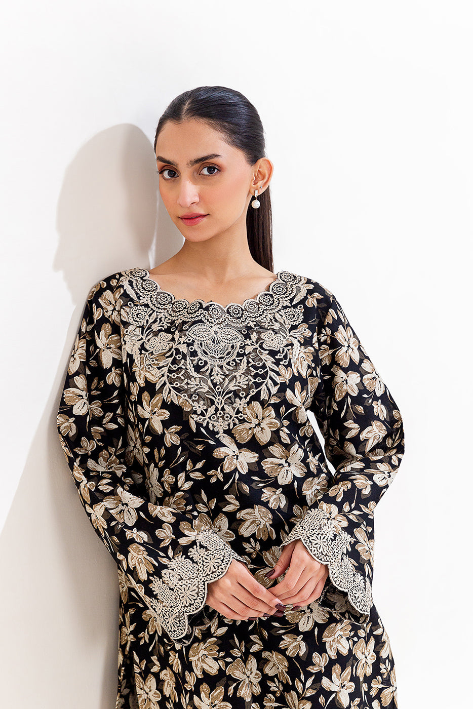 2 Piece Embroidered Khaddar Suit-Jade Floweret (Unstitched)