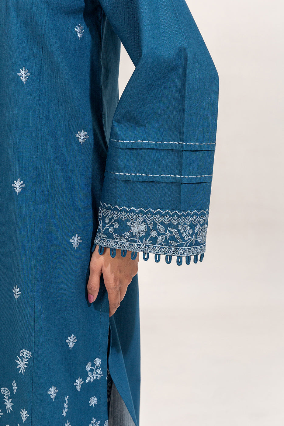 2 Piece Embroidered Khaddar Suit-Garden Charm (Unstitched)