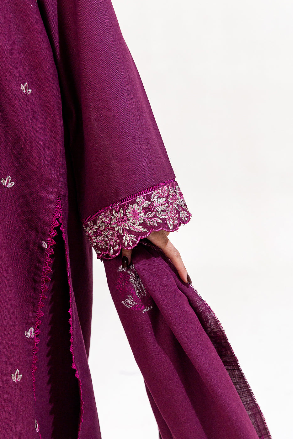 3 Piece Embroidered Khaddar Suit-Berry Muse (Unstitched)