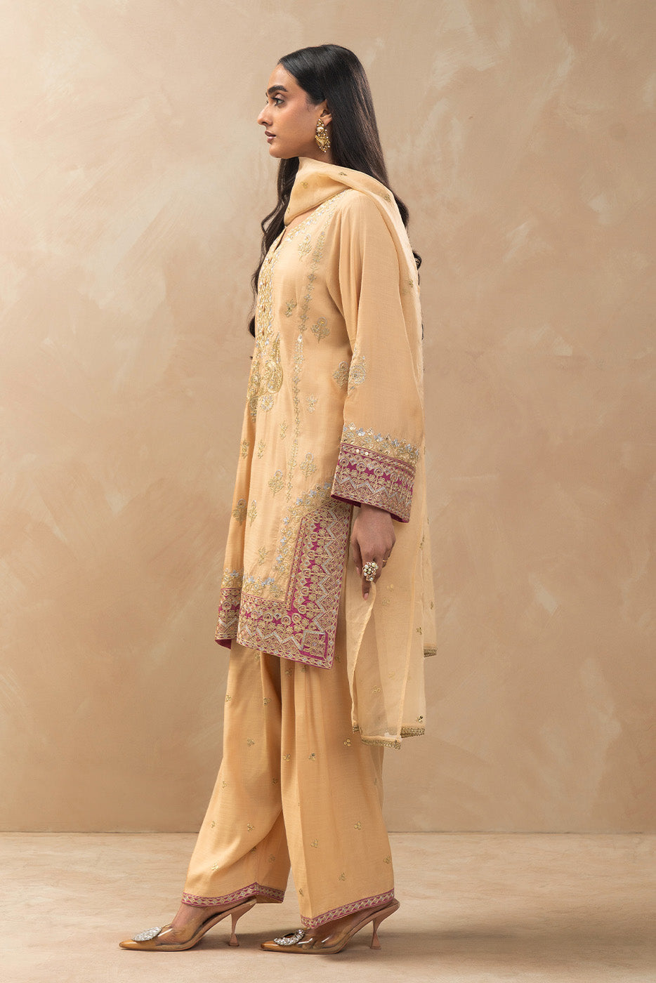 2 PIECE EMBROIDERED RAW SILK SUIT (LUXURY-PRET)