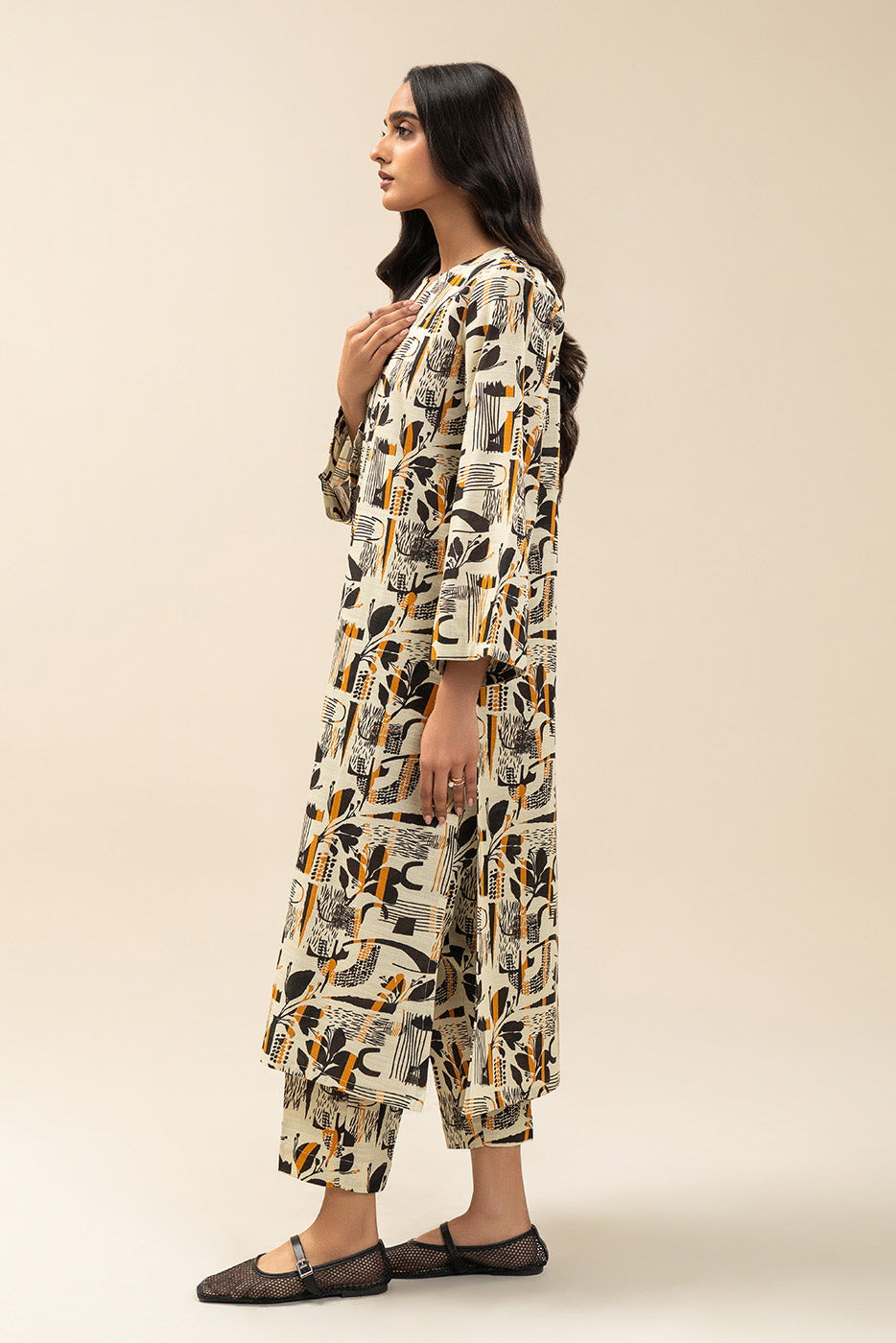 2 PIECE PRINTED KHADDAR SUIT (PRET)BT2250002DP2061-MULTI-2000000294604-8