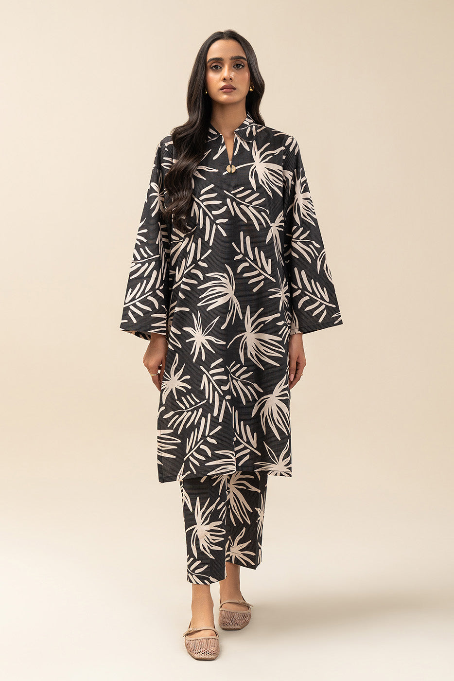 2 PIECE PRINTED KHADDAR SUIT (PRET)BT2250002DP2065-MULTI-2000000294619-8