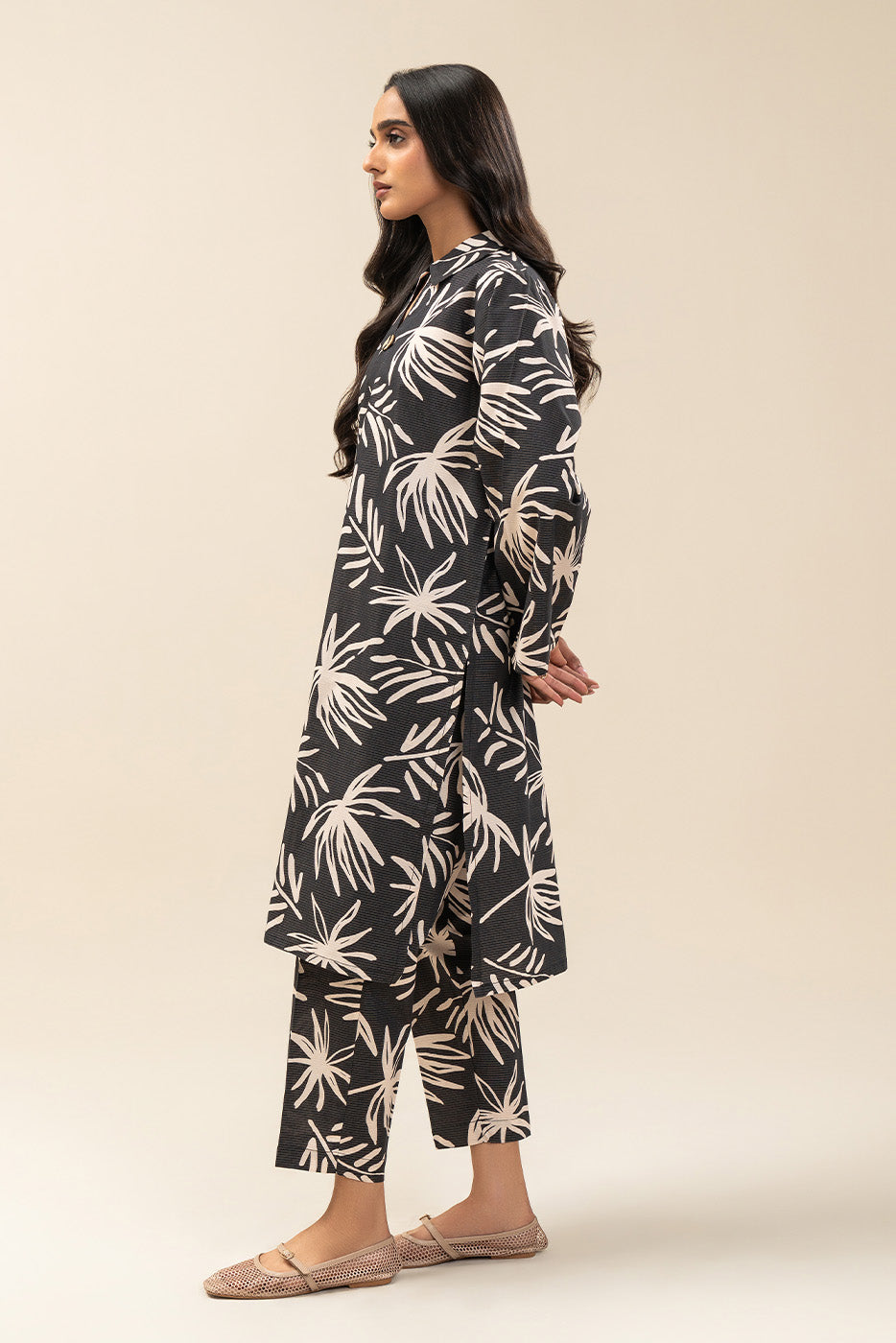 2 PIECE PRINTED KHADDAR SUIT (PRET)BT2250002DP2065-MULTI-2000000294619-8