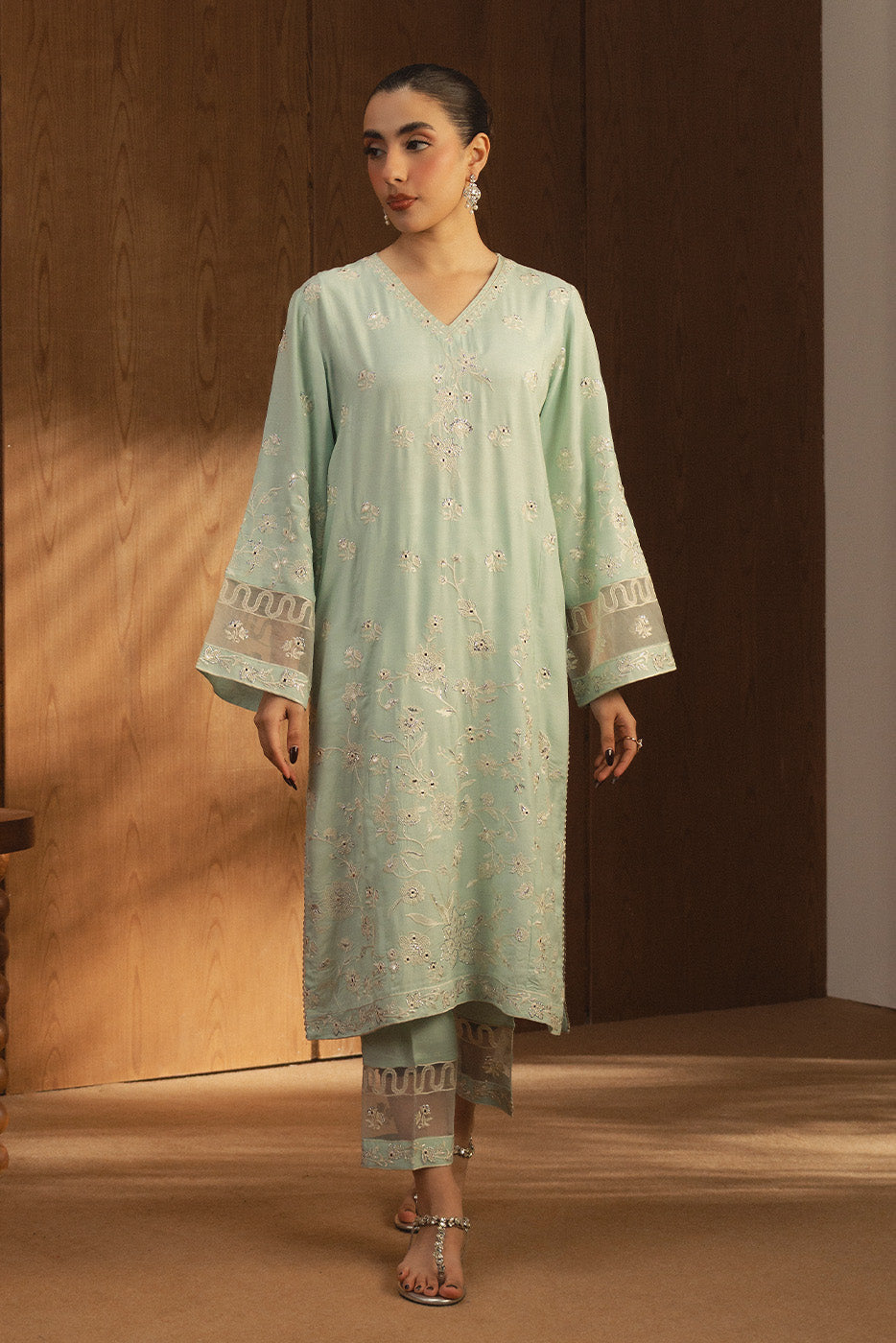 2 Piece Embroidered Raw Silk Suit (Luxury Pret)