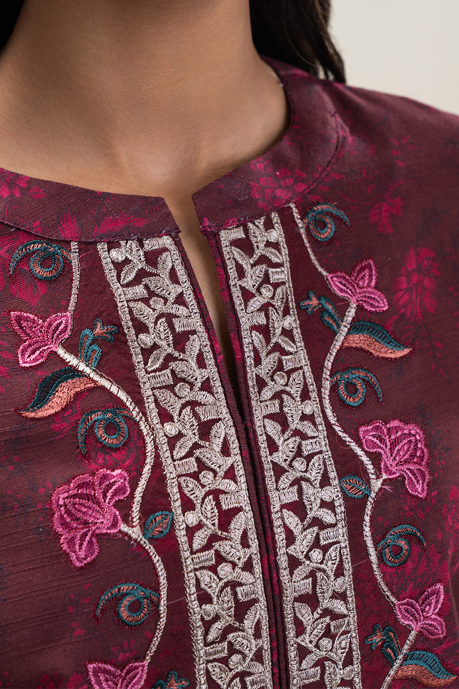 3 Piece Embroidered Slub Khaddar Suit-Burnt Maroon (Unstitched)