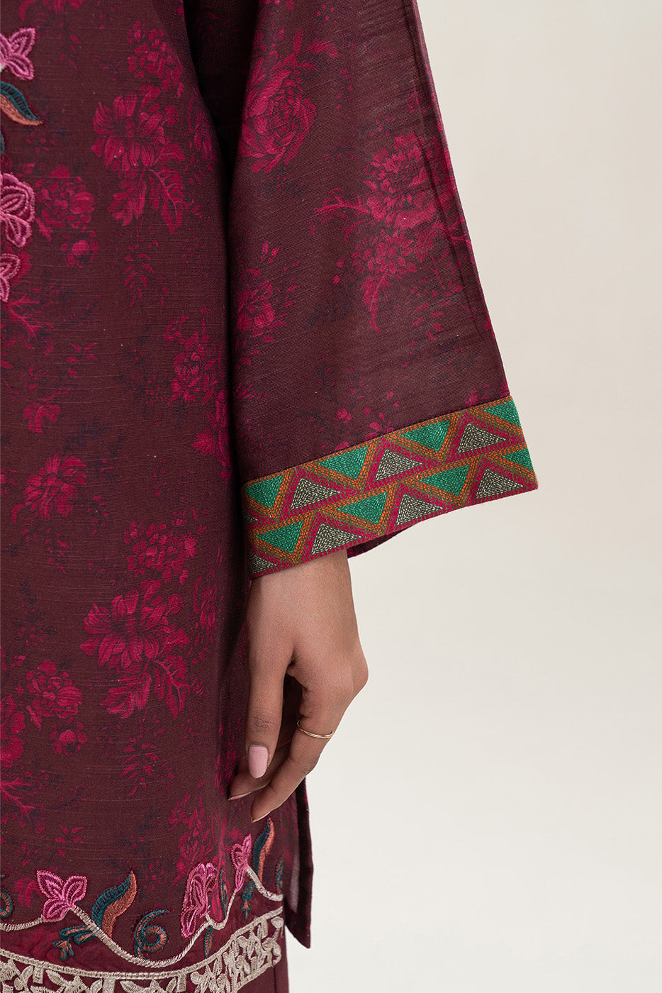 3 Piece Embroidered Slub Khaddar Suit-Burnt Maroon (Unstitched)