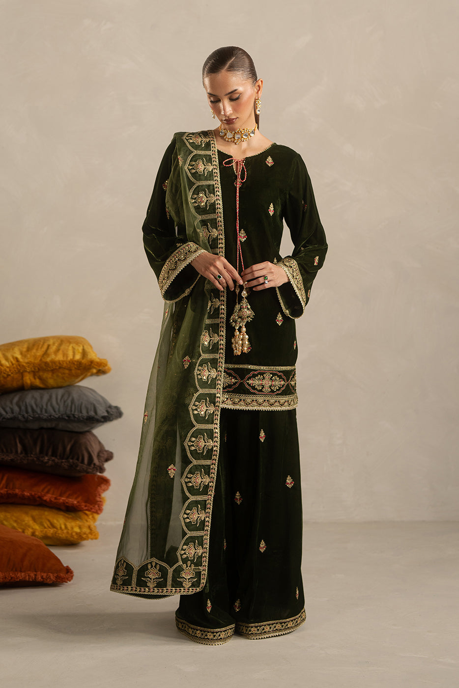 3 PIECE EMBROIDERED VELVET SUIT-BASIL LUXE (UNSTITCHED)BT22501UN006517-GREEN-2000000297382-3PC