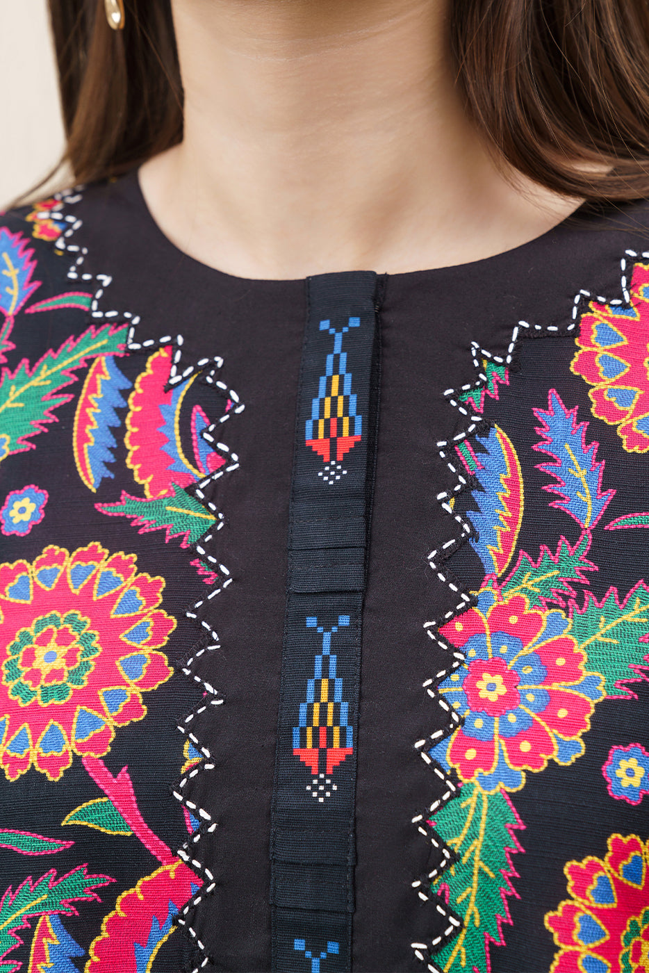 2 PIECE PRINTED SLUB KHADDAR SUIT (PRET)