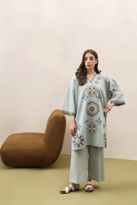 2 PIECE EMBROIDERED TWO WAY SLUB SUIT (PRET)